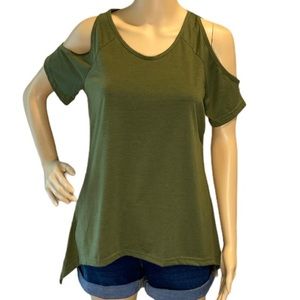 Colder shoulder top